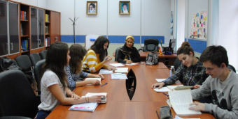 اعزام استاد زبان فارسی به دانشگاه دولتی مسکو